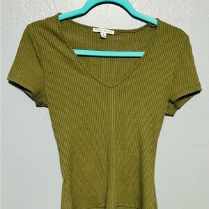 Haute Monde Green Ribbed V-Neck T-Shirt